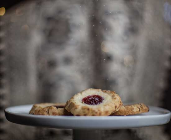 Raspberry Thumbprint Cookie